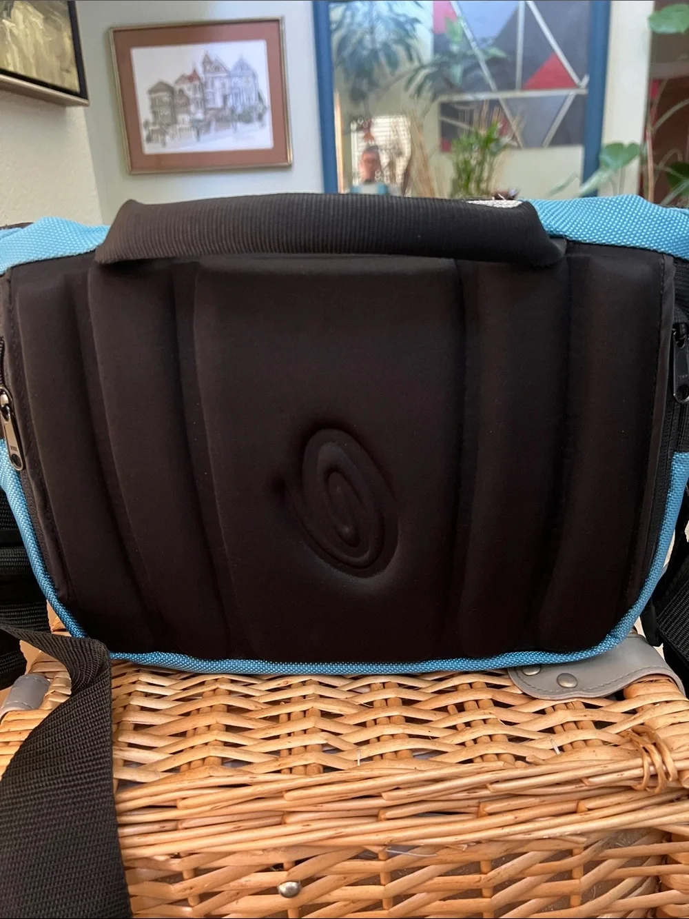 Timbuk2 Light Blue and Black Messenger Bag. Pre-owned. See notes.